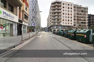 Piso En alquiler en Ensanche, Pamplona - Iruña photo 0
