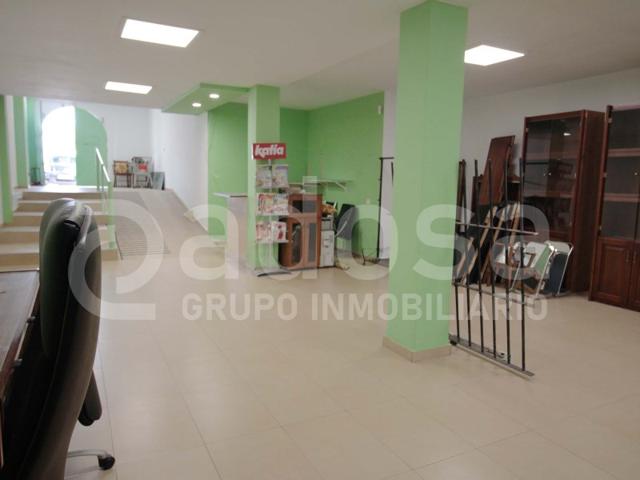 Local En venta en Marbella photo 0