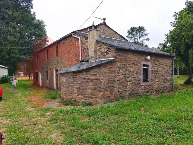 Casa En venta en Picatelos, Castro De Rei photo 0