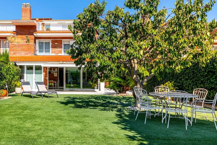 ALELLA. Elegante y luminosa photo 0