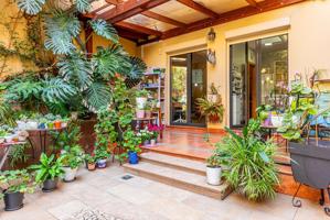 BARCELONA. Planta baja Duplex con terraza photo 0