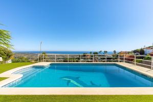 Casa independiente con piscina y vistas panorámicas (Coma Fosca Can Comulada) photo 0