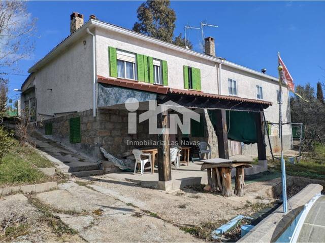 Venta de chalet en Santa Cruz de Pinares photo 0