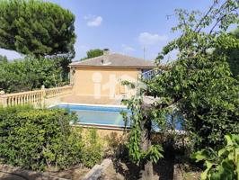 Venta de Chalet en Santa Cruz de Pinares photo 0