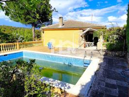 Venta de Chalet en Santa Cruz de Pinares photo 0