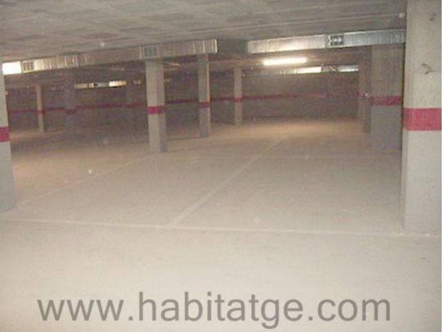 Parking en venta en Vic photo 0