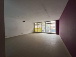 Alquiler de Local Comercial en Vic - Nord-El Sucre-Universitat photo 0