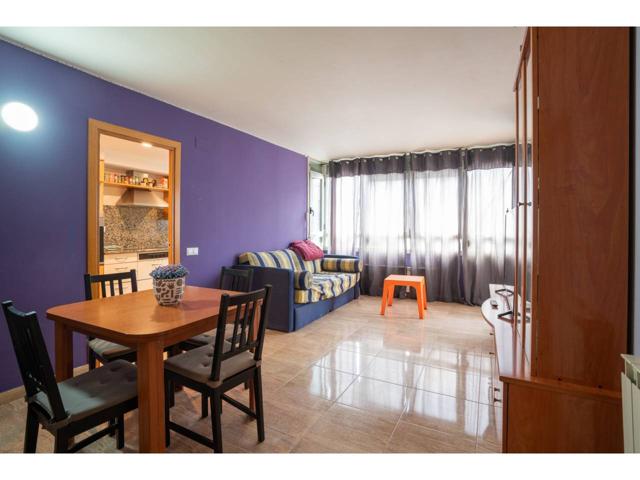 Piso en venta en Vic photo 0
