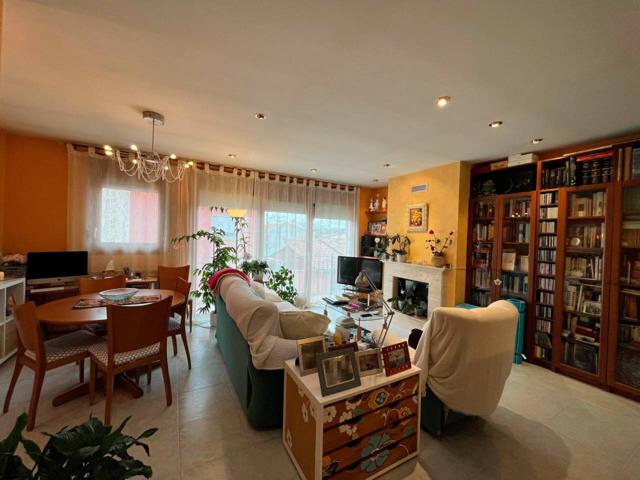 Piso en venta en Santa Eugènia de Berga photo 0