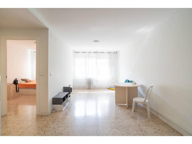 Piso en venta en Vic photo 0
