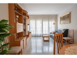 Piso en venta en Vic photo 0