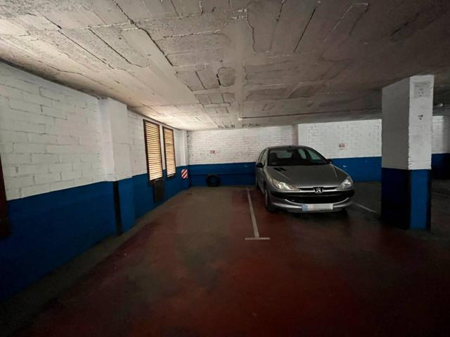 Parking en venta en Vic photo 0