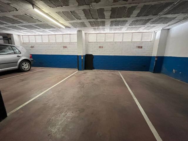 Parking en venta en Vic photo 0