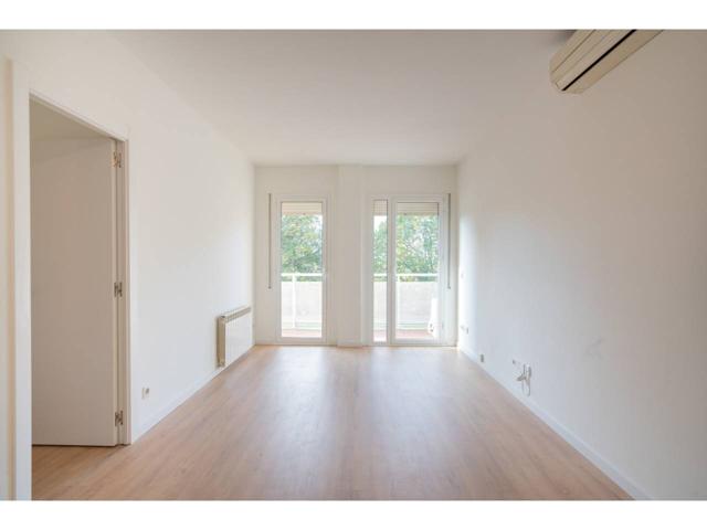 Piso en venta en Vic photo 0