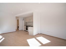 Piso en venta en Vic photo 0