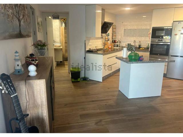 Apartamento en venta en Montemar photo 0
