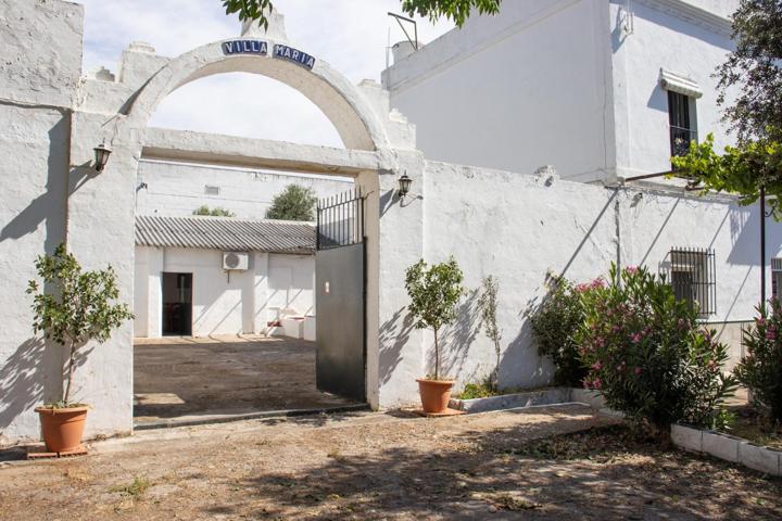 Casa En venta en San Jerónimo, Sevilla photo 0