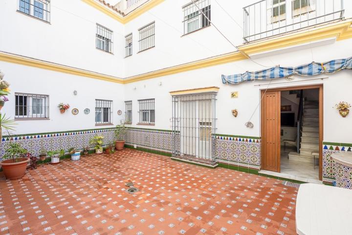 Unifamiliar Pareada En venta en Centro-Cabildo, Sanlucar De Barrameda photo 0