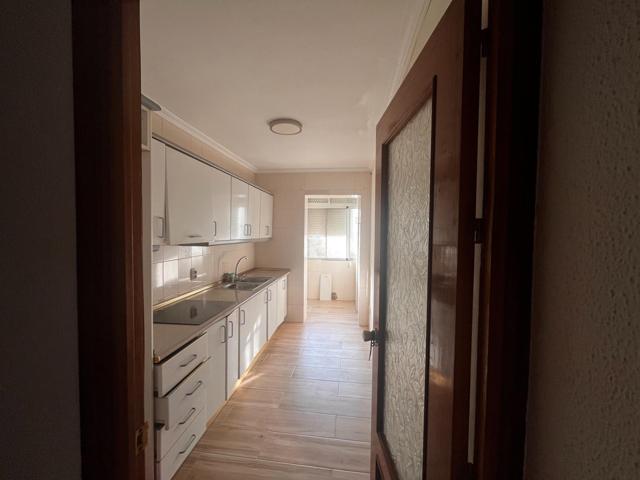 Piso En venta en Parque Alcosa, Sevilla photo 0