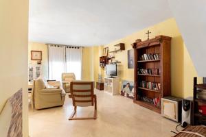 Dúplex En venta en Brenes - Centro, Brenes photo 0