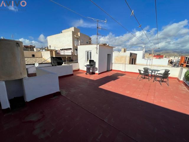 VIVIENDA EN EL CENTRO CON UNA GRAN TERRAZA photo 0