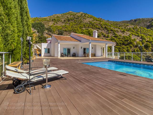 Villa En venta en Mijas photo 0