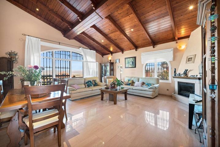 Villa En venta en Alhaurín de la Torre photo 0