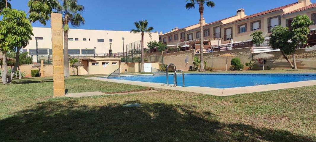 Multifamiliar En venta en Alhaurín de la Torre photo 0