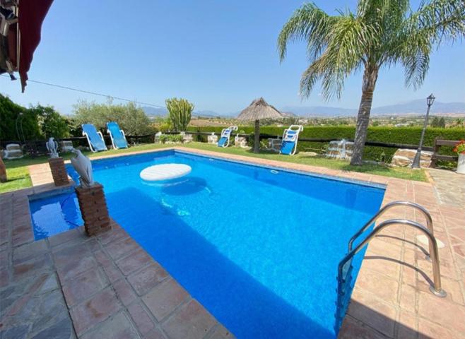 Villa En venta en Alhaurín el Grande photo 0