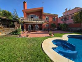 Villa En venta en Alhaurín de la Torre photo 0