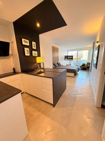 Piso En venta en Torremolinos photo 0