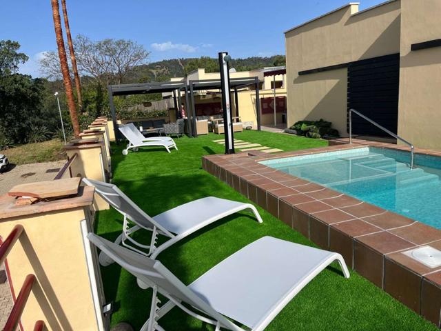 Multifamiliar En venta en Benahavís photo 0