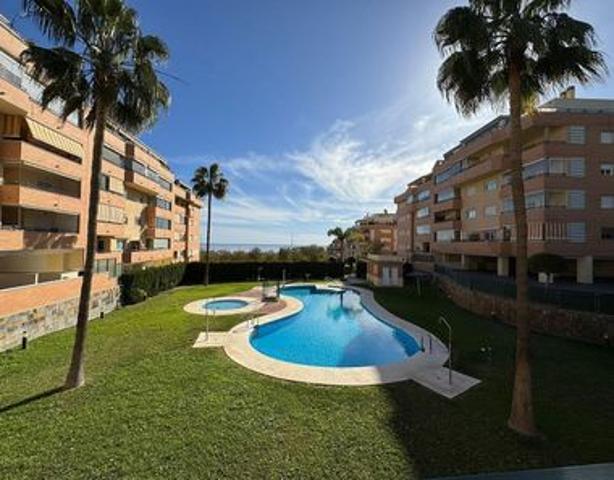 Piso En venta en Torremolinos photo 0
