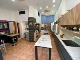¡Oportunidad única en Málaga! Local en venta a pasos de la playa photo 0