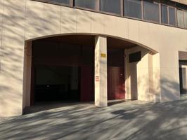 Plaza de garaje en alquiler en el centro de Alicante – Avenida Loring photo 0