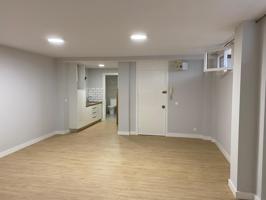 ¡Oportunidad única! Oficina reformada y adaptada como vivienda en el centro de Alicante photo 0