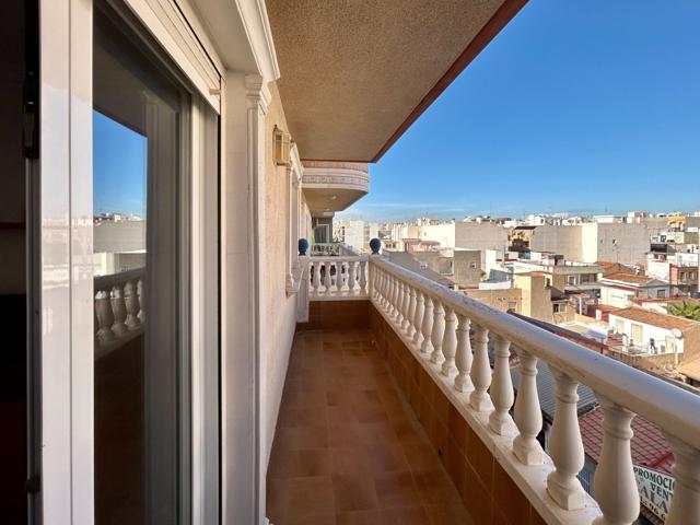 APARTAMENTO A LA VENTA DE 3D EN TORREVIEJA photo 0