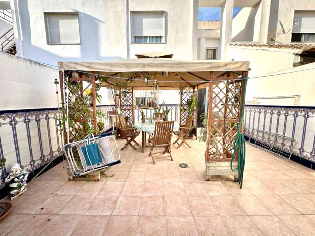 SE VENDE ADOSADO DE 3 DORMITORIOS Y 3 BAÑOS CON GARAJE DE 102 M2 EN COX ALICANTE photo 0