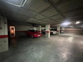 SE NVENDE PLAZA DE GARAGE CON TRASTERO ZONA CENTRO photo 0