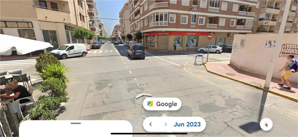 SE VENDE LOCAL COMERCIAL ZONA PARQUE DE LAS NACIONES photo 0