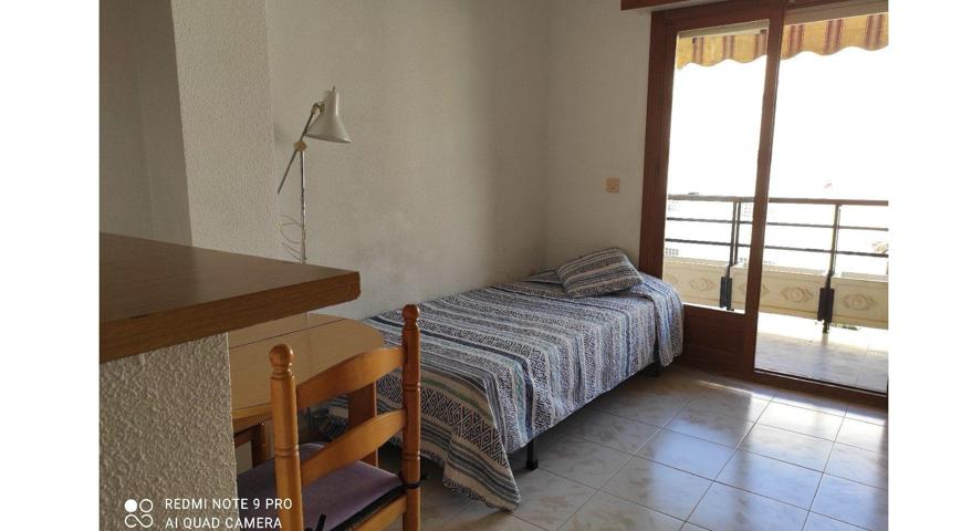 SE ALQUILA ESTUDIO ZONA CENTRO 400 EUROS photo 0