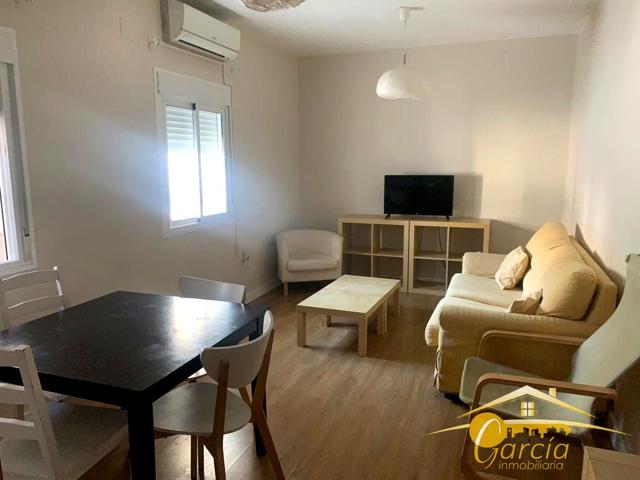 Piso en alquiler en Mérida de 75 m2 photo 0