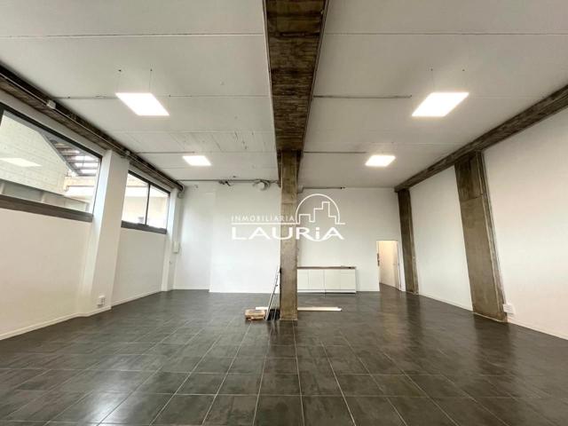Local en alquiler en Valencia de 121 m2 photo 0
