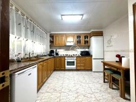 Casa independiente en venta en Alfafar photo 0