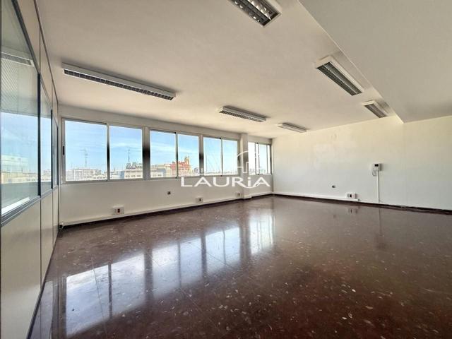 PLAZA DEL AYUNTAMIENTO photo 0