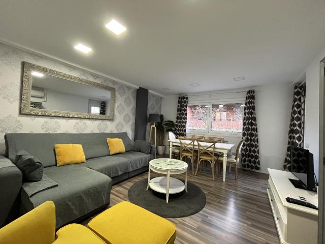 Piso En venta en Girona photo 0