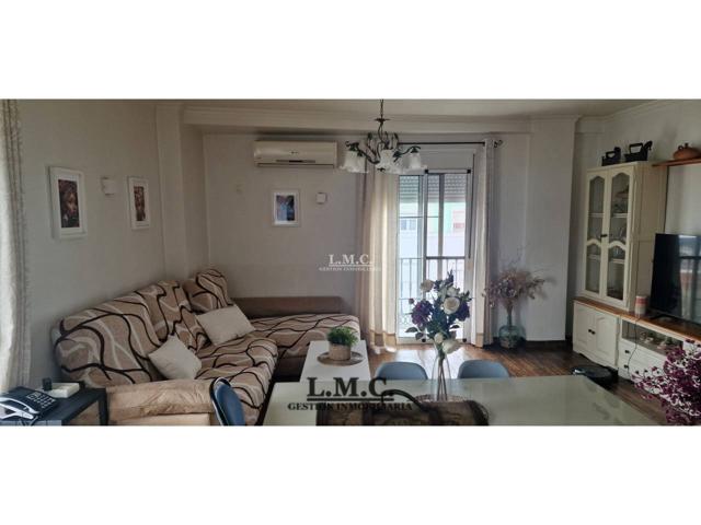 Estupendo piso en Isla Cristina en perfecto estado listo para entrar a vivir photo 0