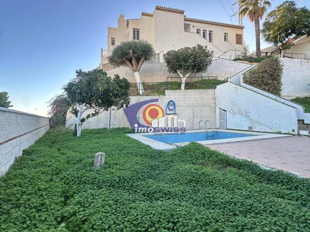 CHALET CON VISTAS PRECIOSAS AL MAR photo 0