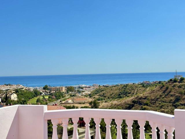 CHALET PAREADO CON VISTAS AL MAR photo 0