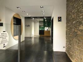 Local en venta en Eixample-Centre(17002) photo 0
